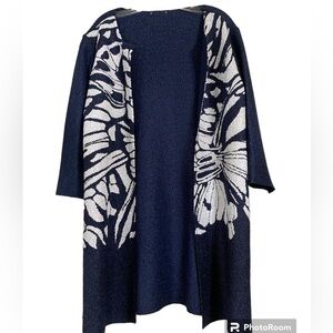 Blue and white long crinkle kimono jacket size M